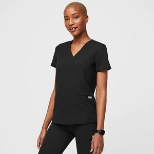 Figs Casma Three-Pocket‎ Scrub Top